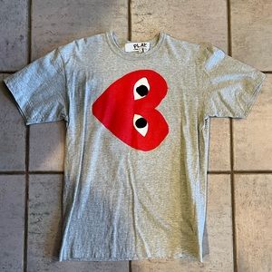 Comme des Garçons PLAY - Grey & Red Horizontal Heart T-shirt